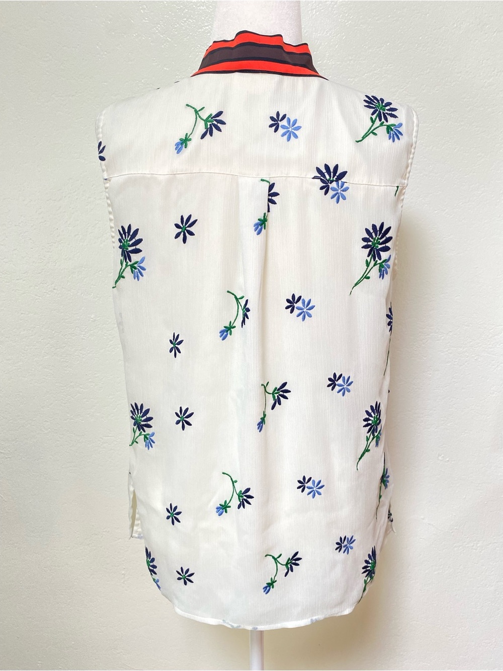 Tory Burch Embroidered Shell Contrast Bow Top Size 12 Ivory Floral - Picture 4 of 16
